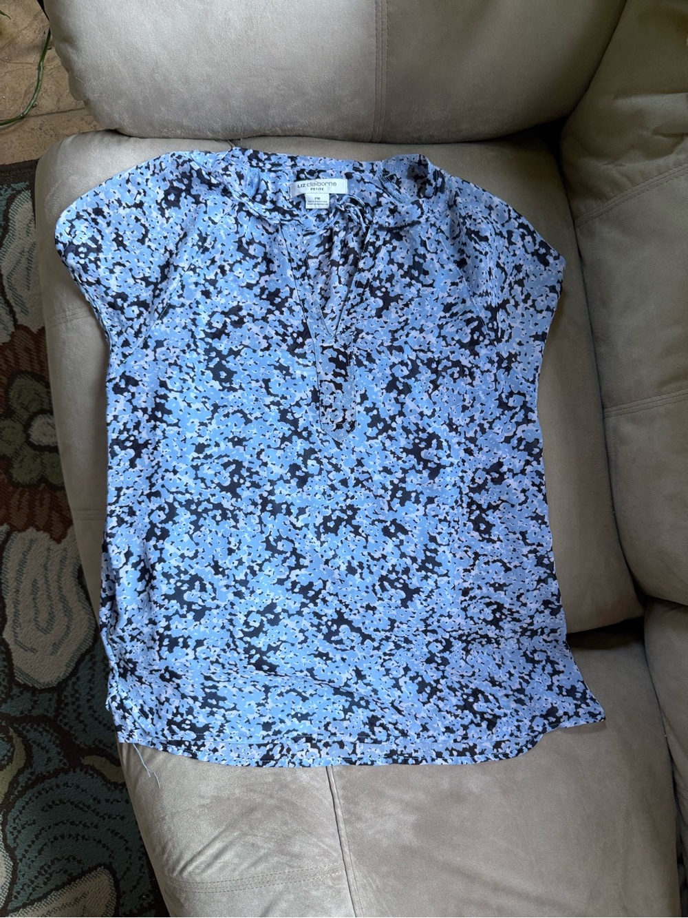 Liz Claiborne Light Blue and Black Floral Cap-Sleeve Top